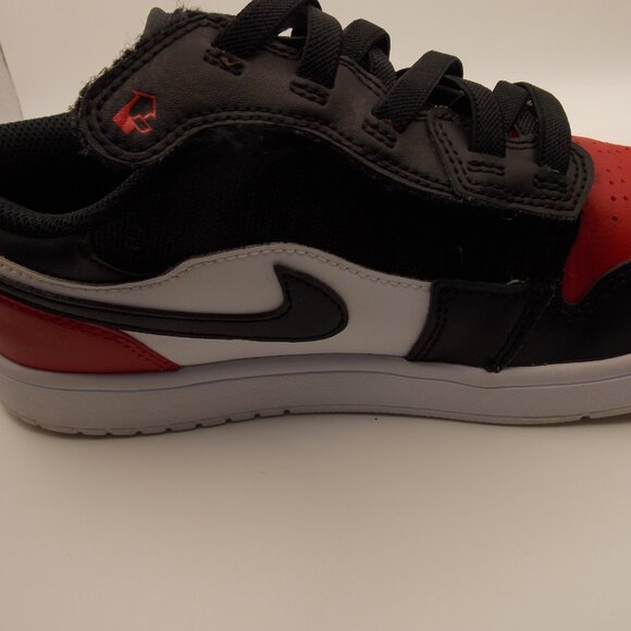 Jordan 1 Low Alt (PS) - White/Black/Varsity Red Size 3Y - Picture 9 of 12